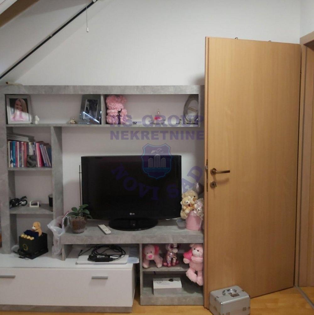 Slika 2 - Na odličnoj lokaciji u Novom Sadu, prodaje se trosoban dupleks stan površine 77 m²